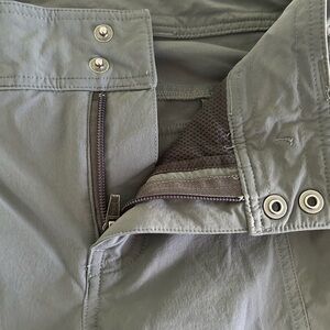 REI co-op women’s size 6 gray hiking pants